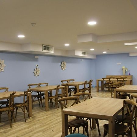 Apartamentos Turisticos Escorraladas Baltanás Екстериор снимка