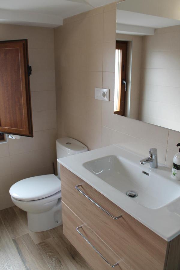 Apartamentos Turisticos Escorraladas Baltanás Екстериор снимка