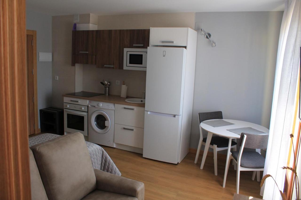 Apartamentos Turisticos Escorraladas Baltanás Екстериор снимка
